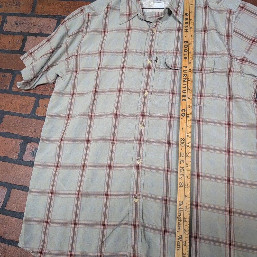 North Face Men's Plaid Short Sleeve Shirt - Picture 10 of 11